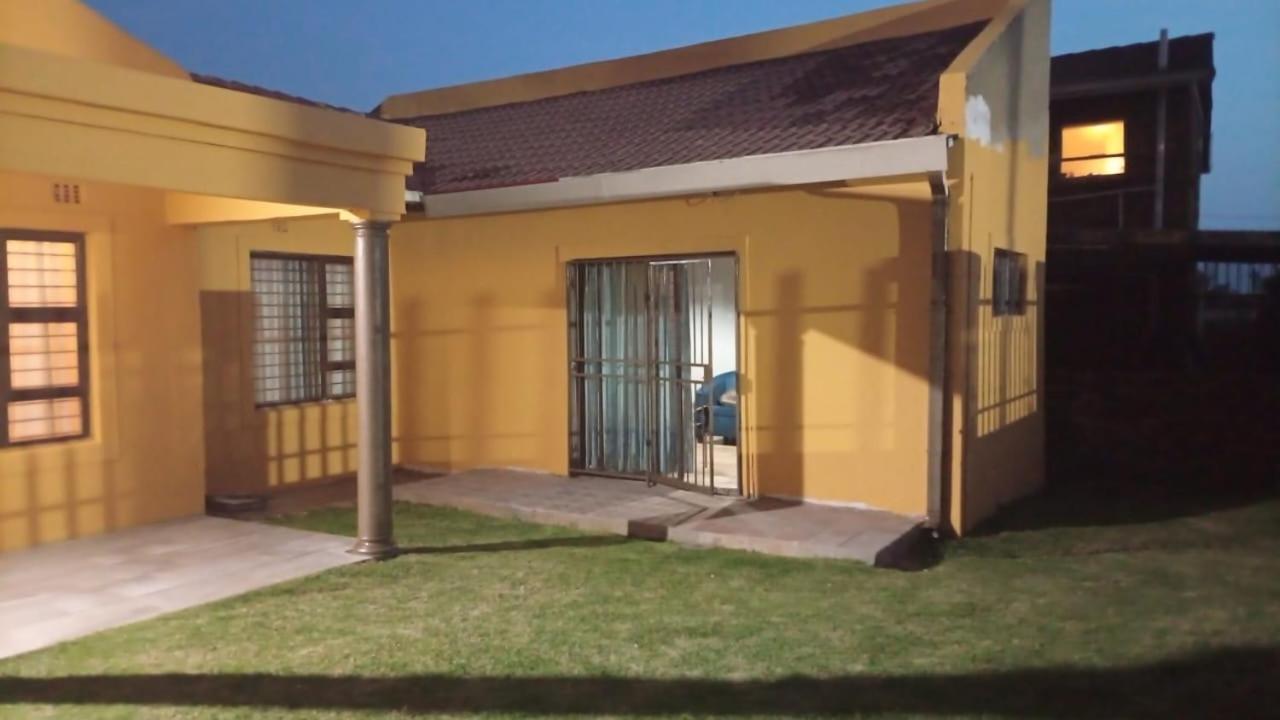 Bushman Kraal Lux - B&B Soweto