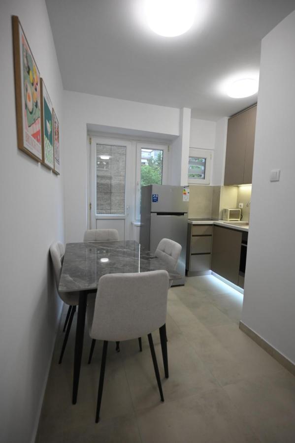 Kennedy Green Avenue - Ferienwohnung Novi Beograd