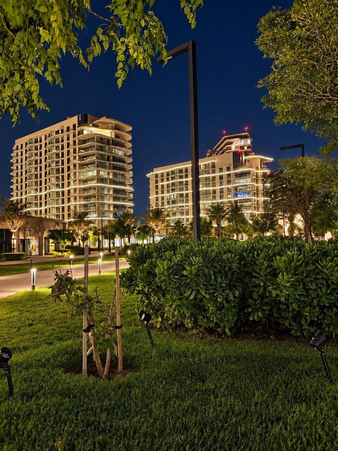 Bay residence - Luxury Beachfront 2BR apartment with sea view - B&B Ras Al Khaimah