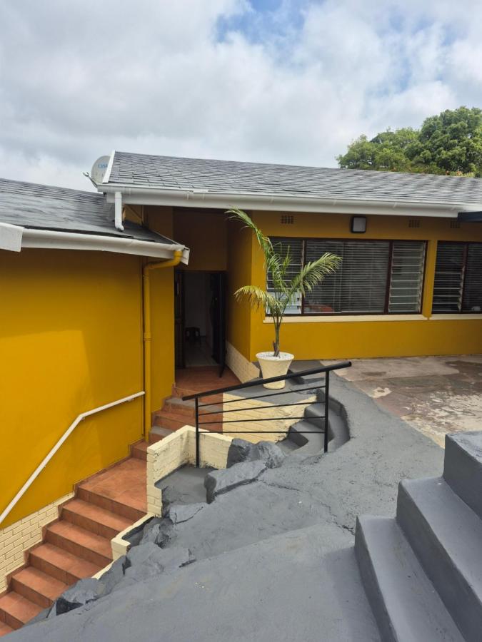 Alena's Hilltop Rest - B&B Durban