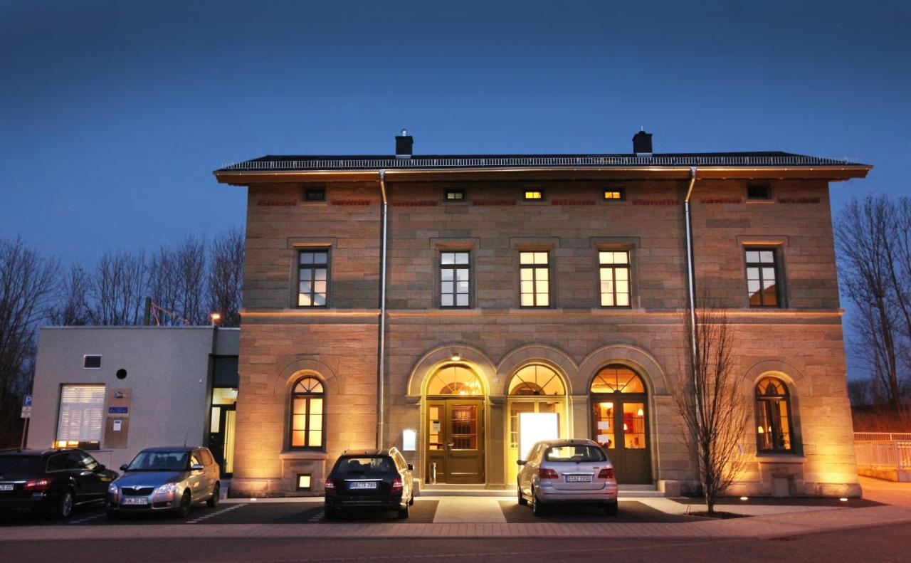 B&B Bretzfeld - Bahnhof Busch - Bed and Breakfast Bretzfeld