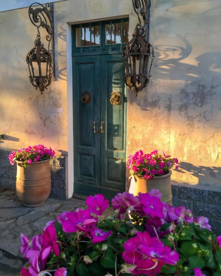 Spacious villa with private pool in Ca' dei Rovati - B&B Castana