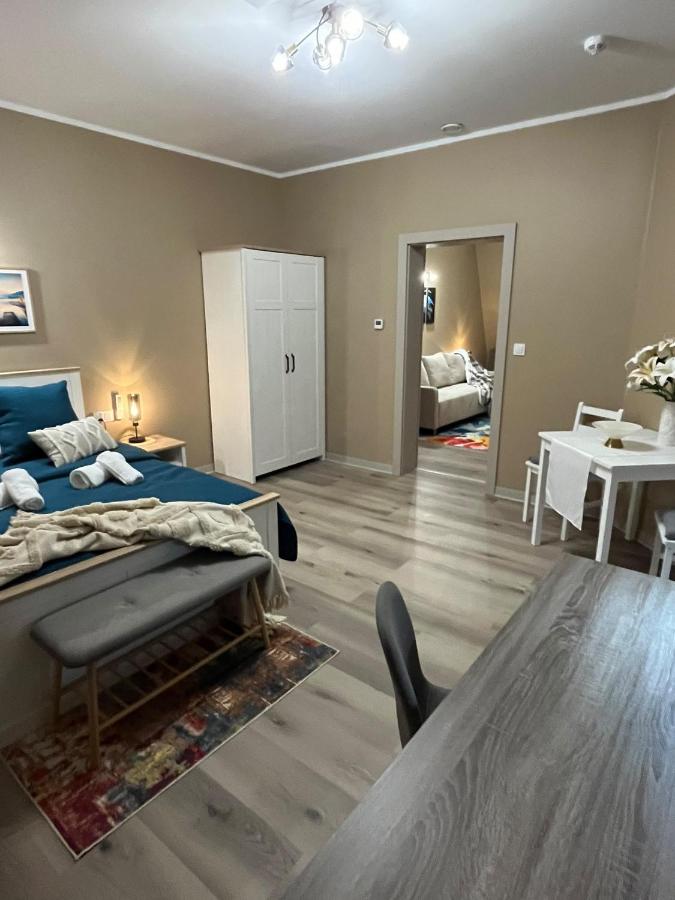 Pokoje Gościnne AFIX, Apartament JULIA - B&B Przemyśl