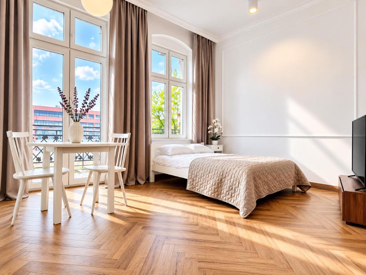 Apartment mit Balkon