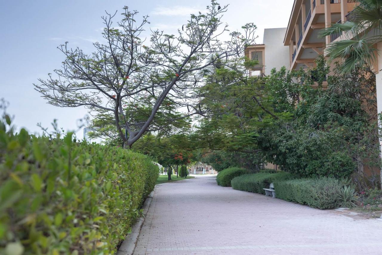 Bloomfields 2BR+Maid Mina Al Fajer - Ferienwohnung Rūl Ḑadnā