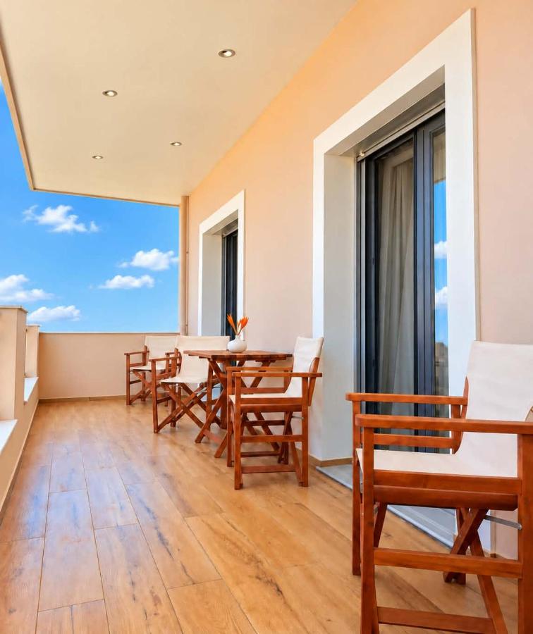 Maelia Samos Apartment - B&B Rívio