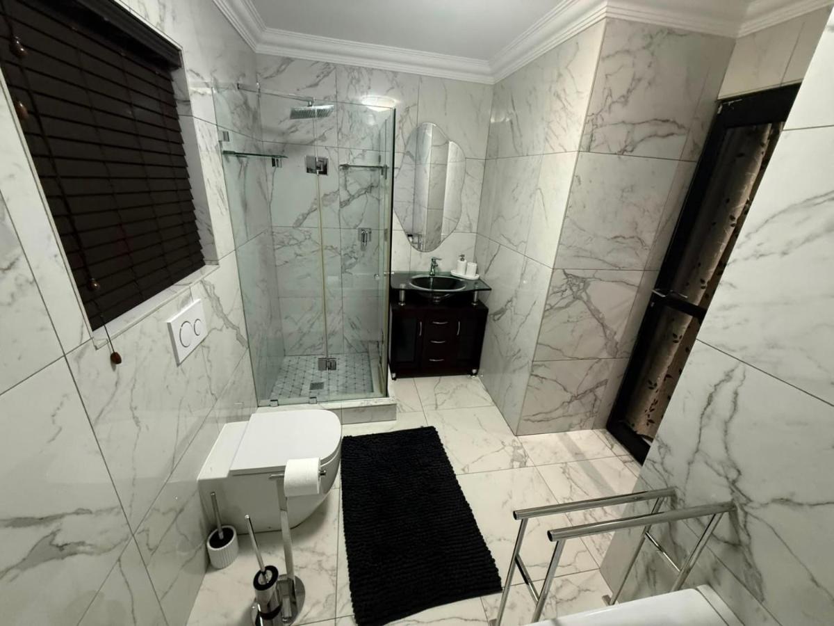 Chambre Lit Queen-Size Deluxe