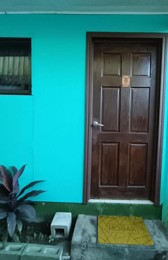 HOUSE Of Rainbow - Bed and Breakfast Tortuguero
