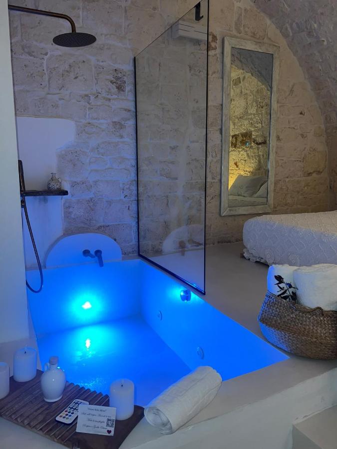 Amantía suite romantica con Jacuzzi privata - B&B Ostuni