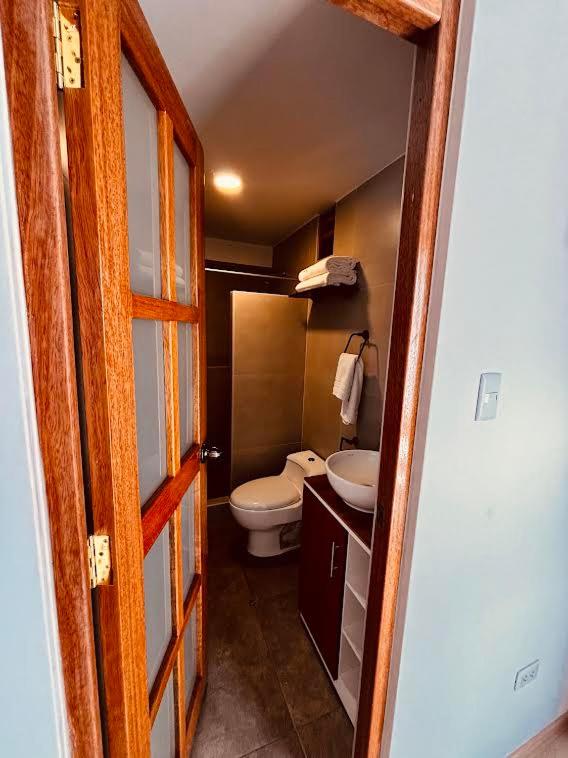 Room #1671037407