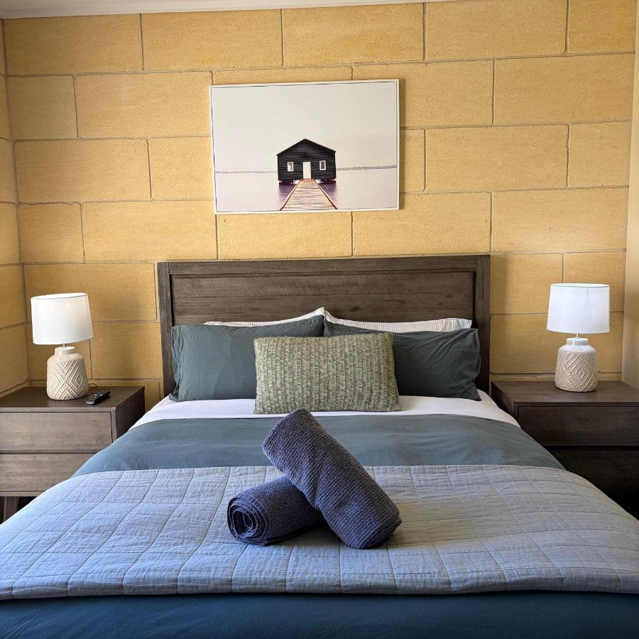 Surf break at Bayview villas SEA VIEW - B&B Port Campbell