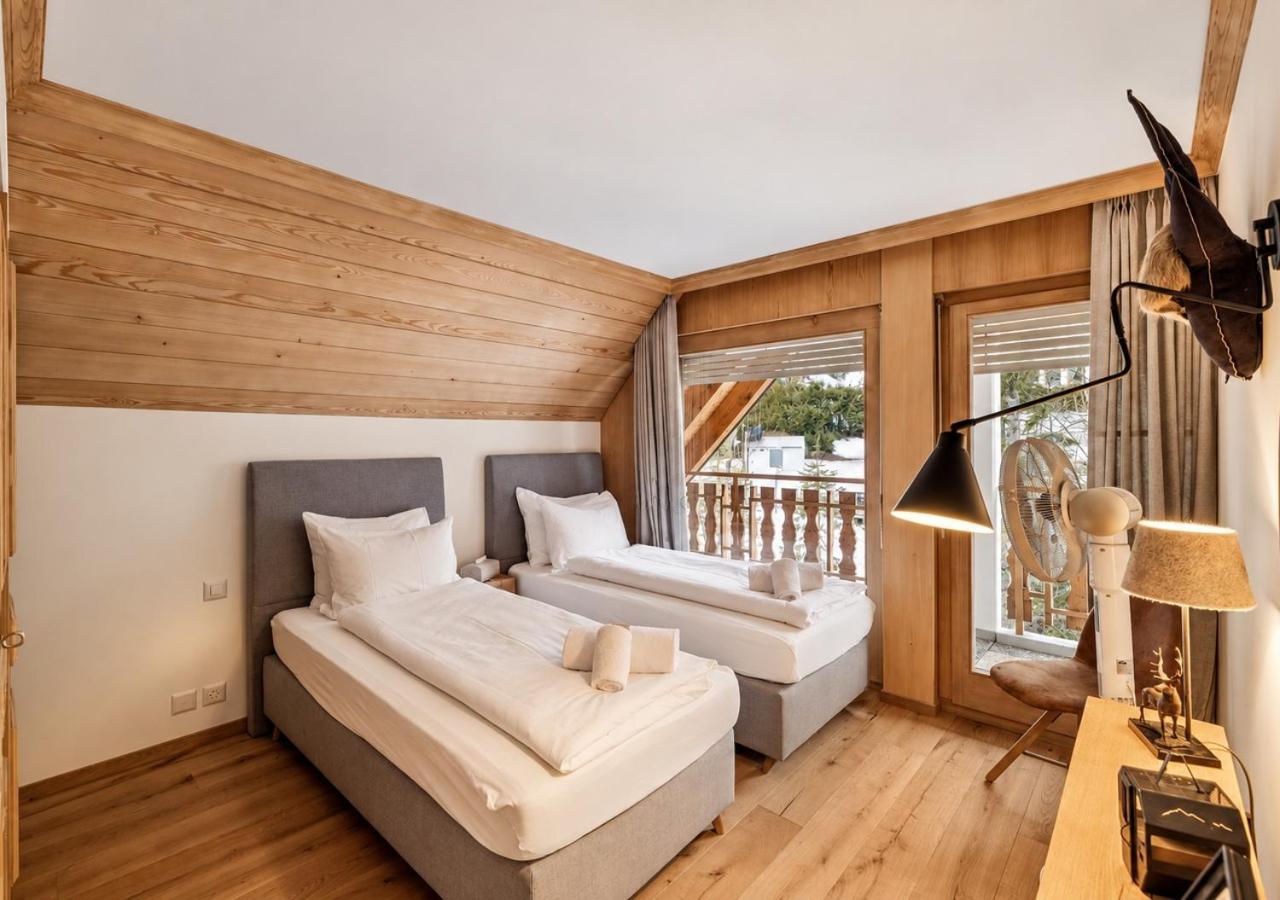 Starlight by Mrs Miggins - B&B Crans-Montana
