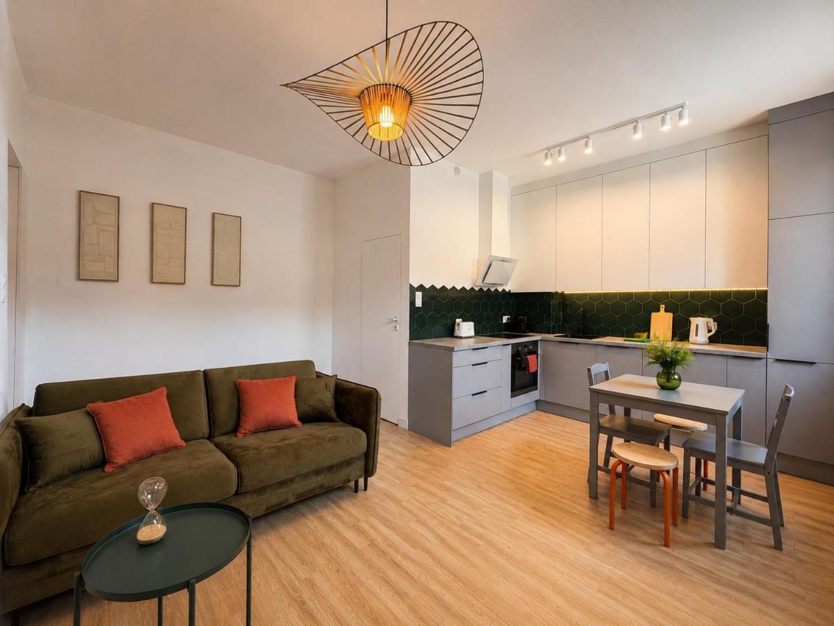 Zegrze Lake Apartament BAZA z prywatnym wejściem - B&B Zegrze