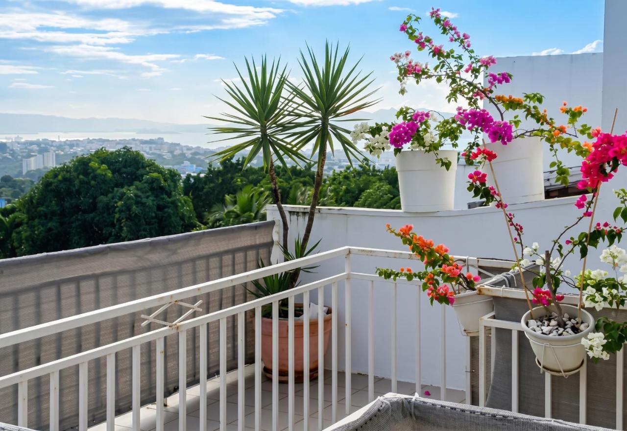 Appartement charmant avec vue sur mer à Schoelcher - 90 m², calme - B&B Schoelcher