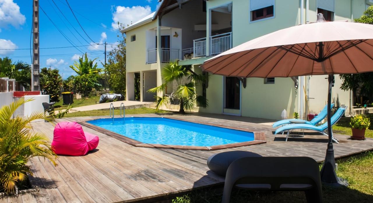 Studio accueillant à Baie Mahault, 22 m², piscine partagée. - B&B Baie-Mahault