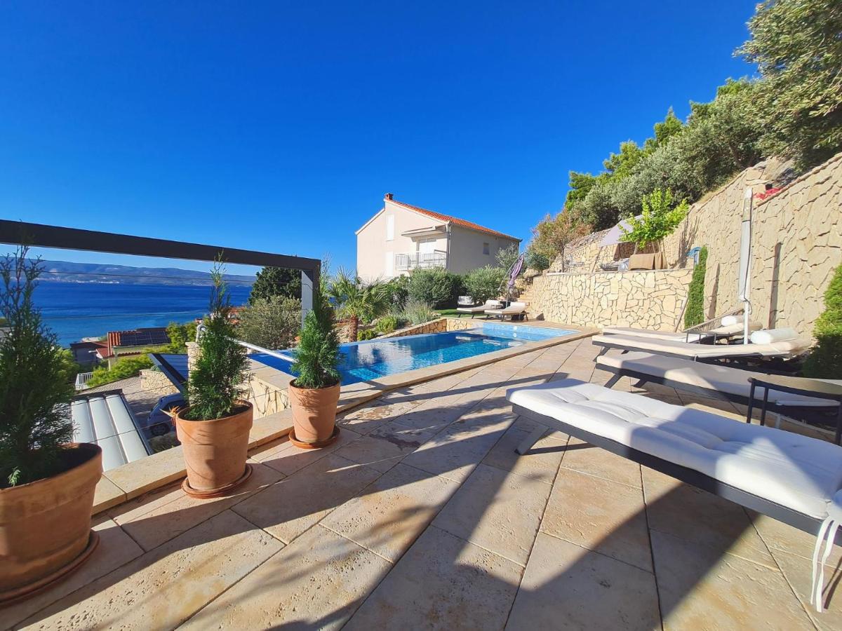 Lavander Apartments Omis with swimming pool - Bed and Breakfast Duće