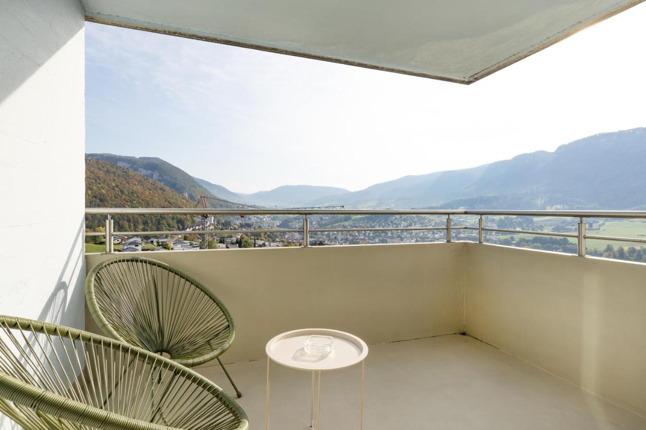 Cozy panoramic apartment with parking - B&B Moutier