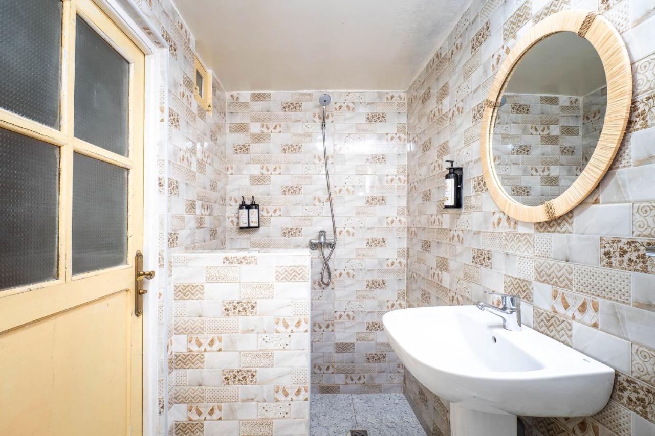 Driepersoonskamer met Eigen Badkamer