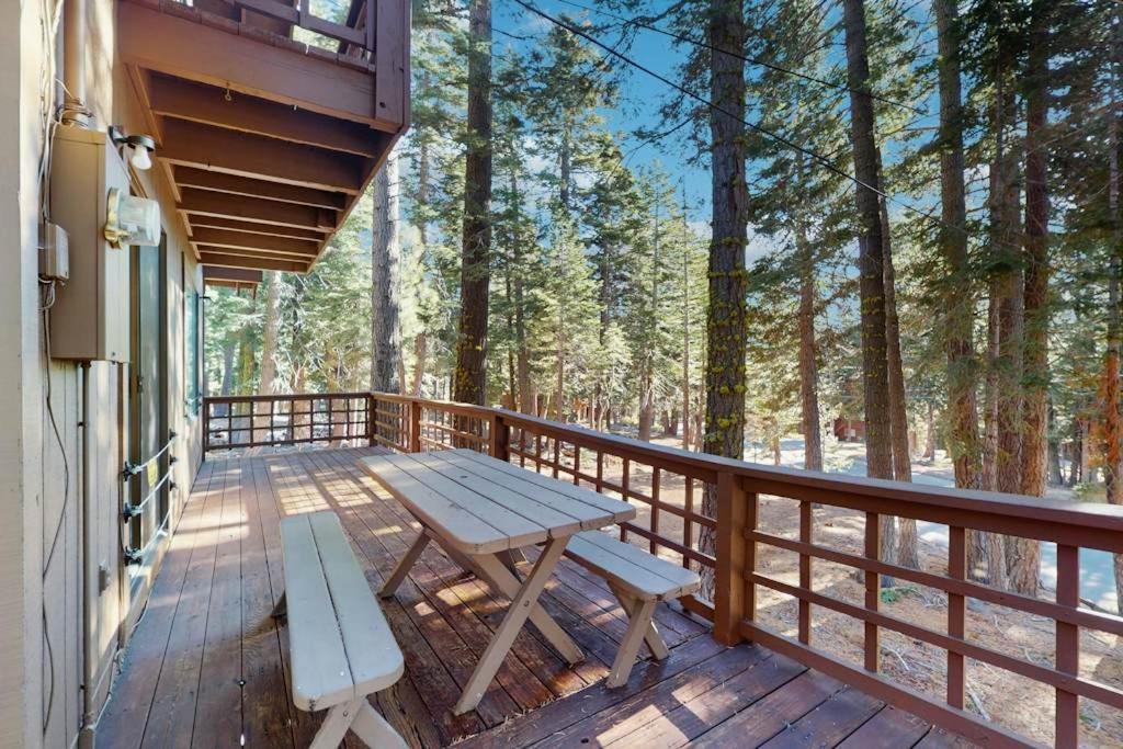 Talmont Trailhead Cabin - Chambres d'hôtes Tahoe City