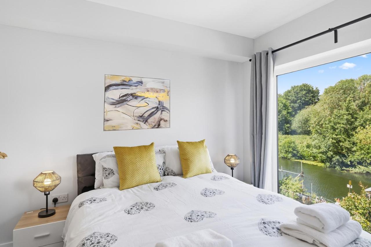 Sea view Long & Short stay 2 bedroom in Maidstone - B&B Maidstone