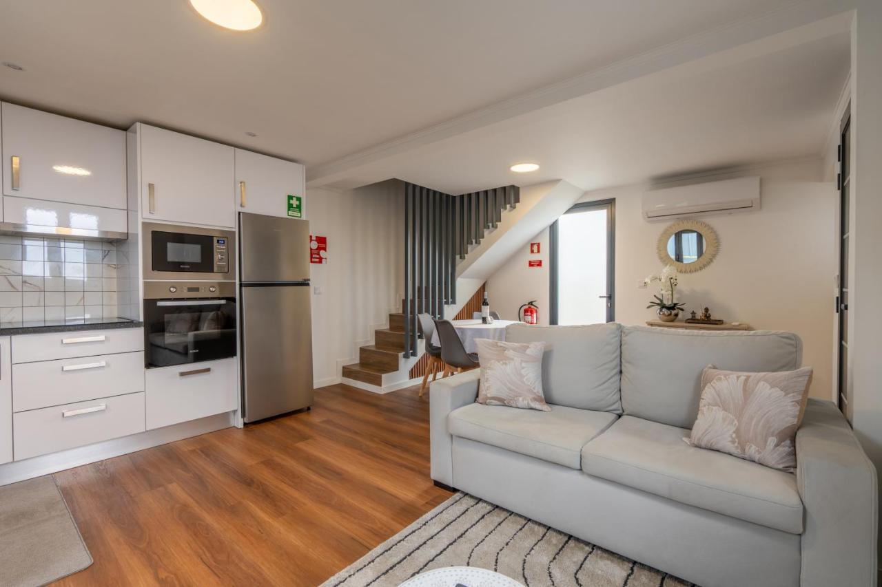 Sophia House By Sam Houses - Bed and Breakfast Canhas