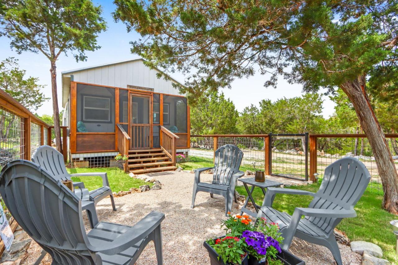 Tiny House on the Hill - B&B New Braunfels