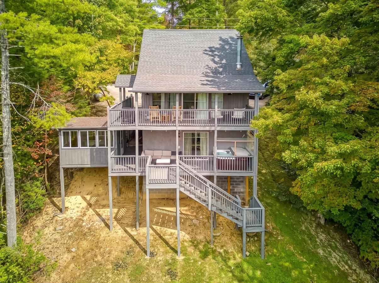 Peak of Perfection - B&B Gatlinburg