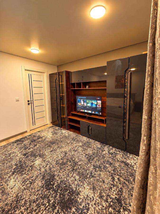 1-Edinet apartament Квартира Единец - B&B Edineţ