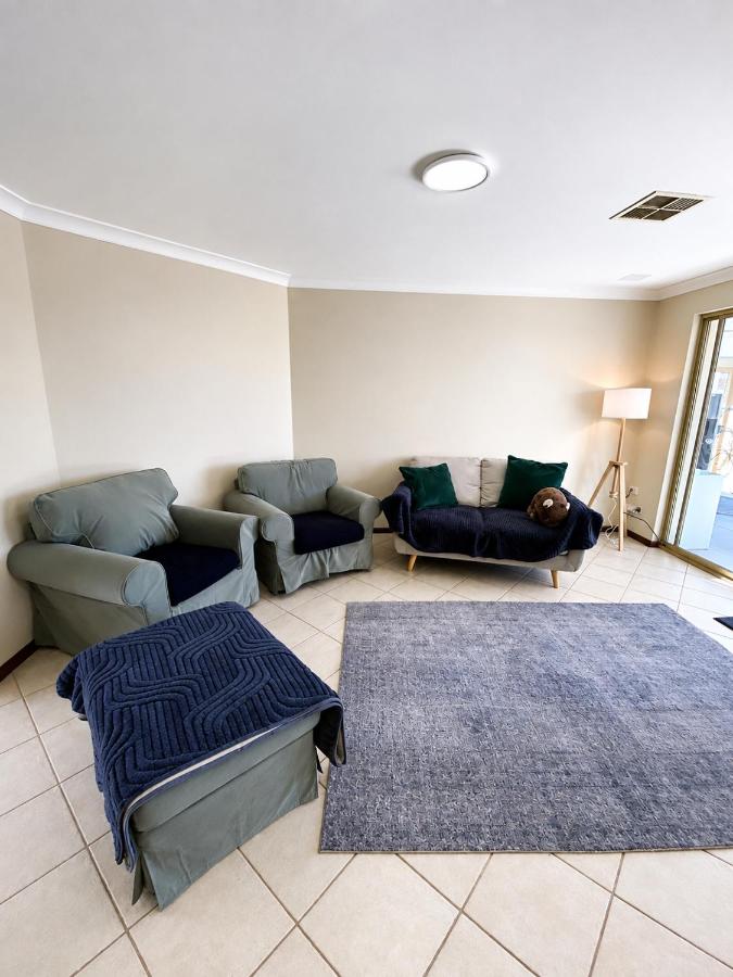 Mullaloo Beach Home - B&B Perth