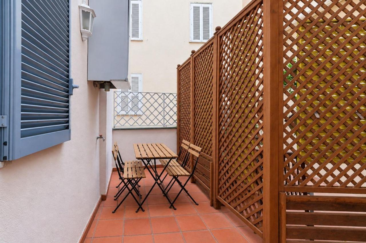 Colosseum Apartment with Terrace by NDP rent - B&B Roma