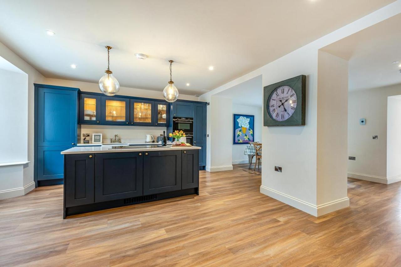 4 Bed in Tenby oc-pw9230 - Chambres d'hôtes Tenby