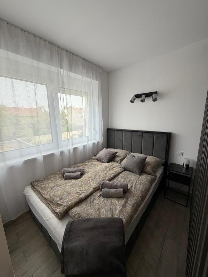 Olívia Apartman Szeged - Ferienwohnung Szegedin