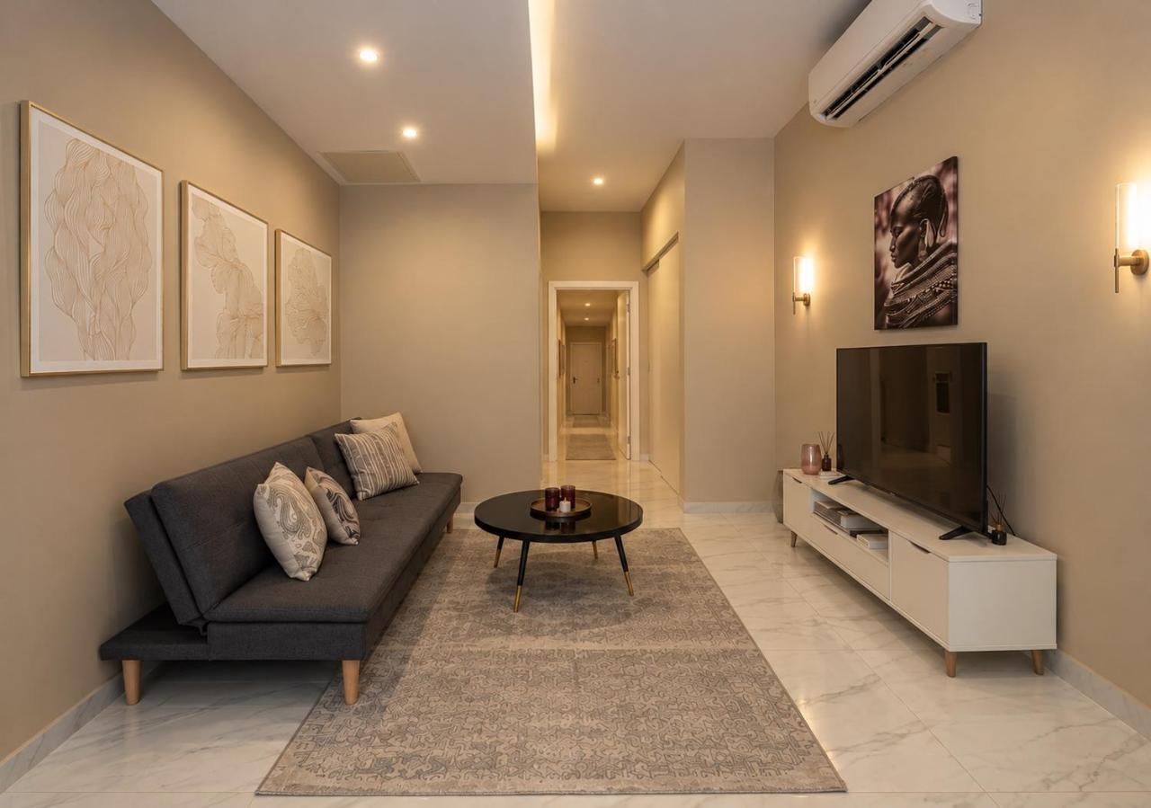 4 bedroom apartment near Sliema seafront - Bed and Breakfast Sliema