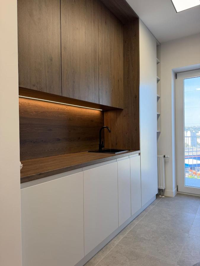 Modern Luxe Apartment Silk District Iași - B&B Iași