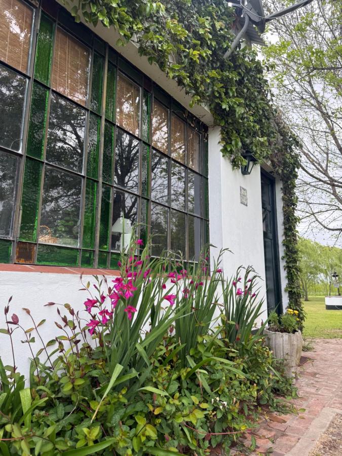 Casa en el campo - casa huéspedes en estupenda chacra de 10 ha - B&B San Antonio de Areco