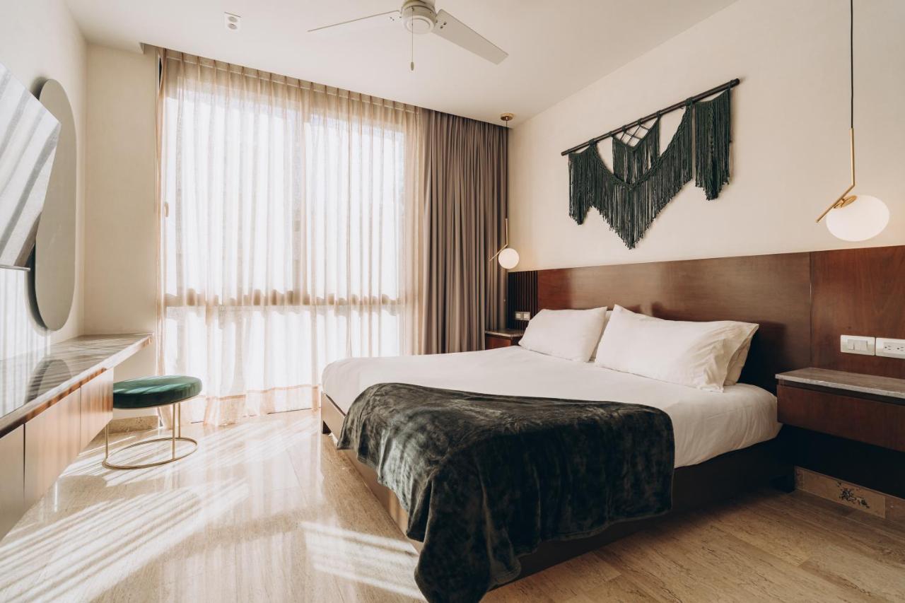 Upscale 2BR Condo Perfect Location - B&B Tulum