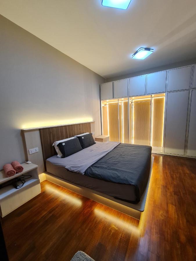 Lucky 7 Homestay - Utama Court - Chambres d'hôtes Sandakan