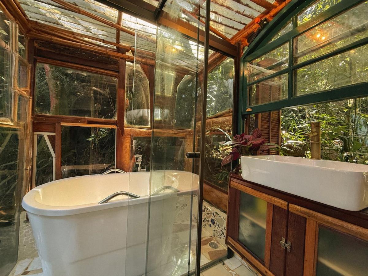 Casa Bambu - Design - Imersão na Floresta - Bed and Breakfast Ouro Preto