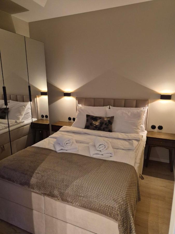 Apartamenty Fuzja Loft by Ann - Chambres d'hôtes Łódź