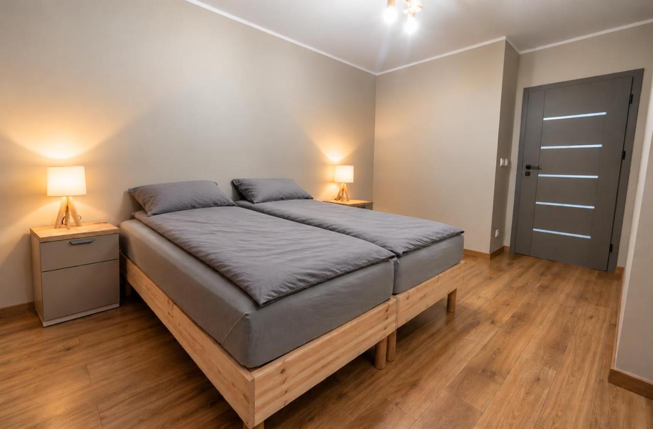 Przestronny apartament w Sosnowcu, miejsce parkingowe w hali garażowej - Ferienwohnung Sosnowiec