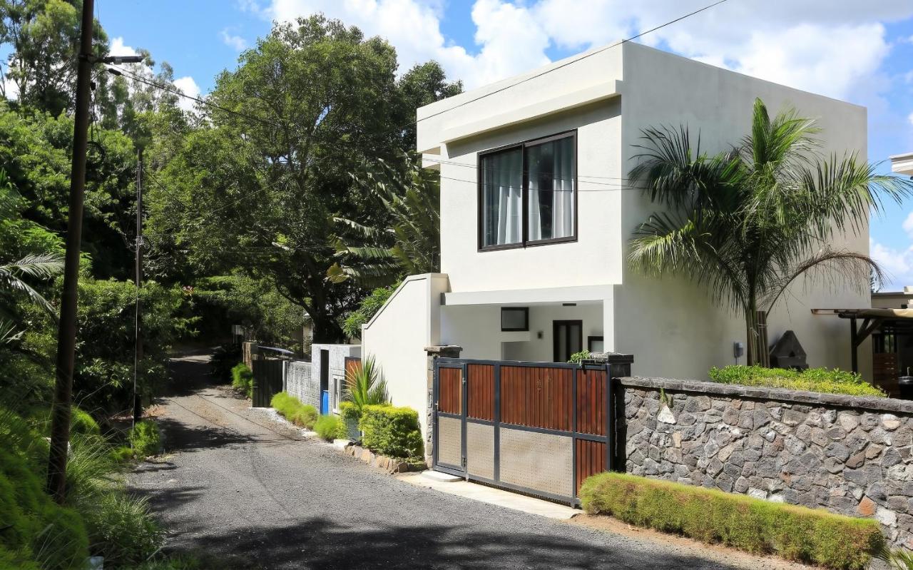 Charming studio in Moka 40 m² with mountain view terrace - Bed and Breakfast Moka