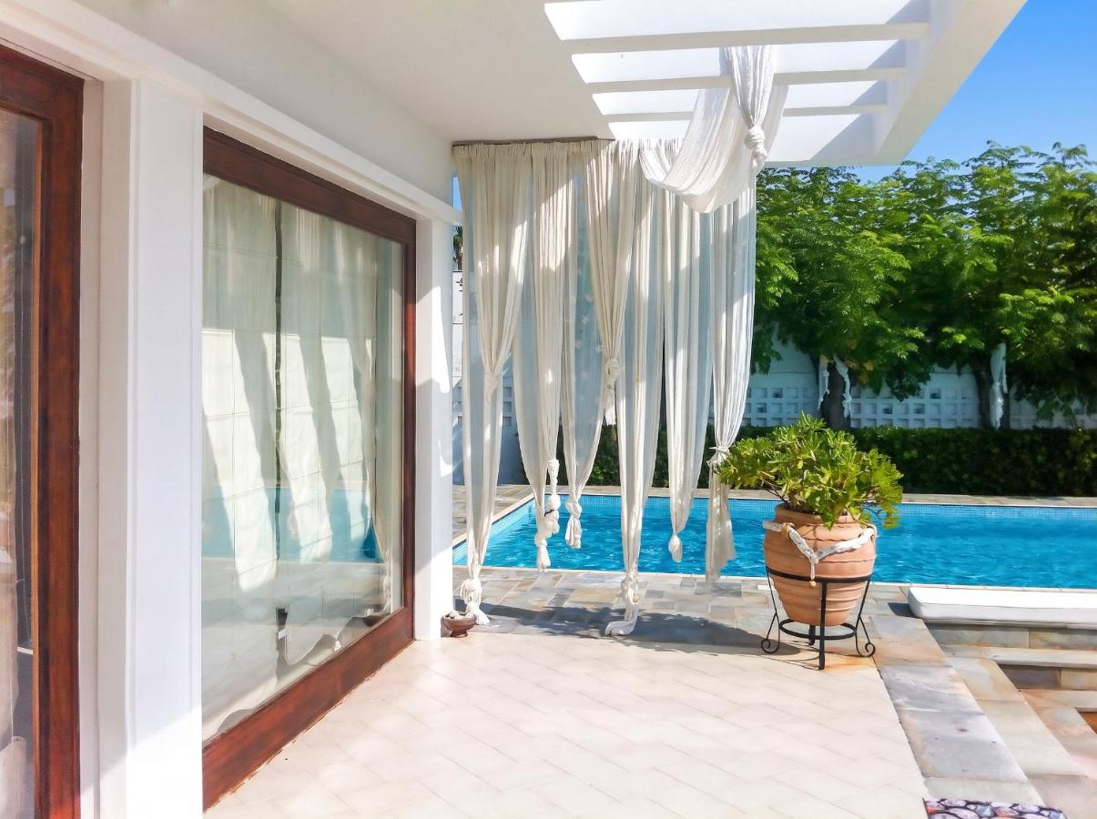 Elegant villa with sea view in Nerantza, private pool - B&B Nerantza