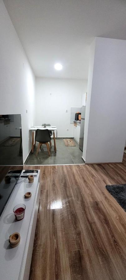 Apartman, stan u Novom Sadu zona mira apartman - B&B Novi Sad