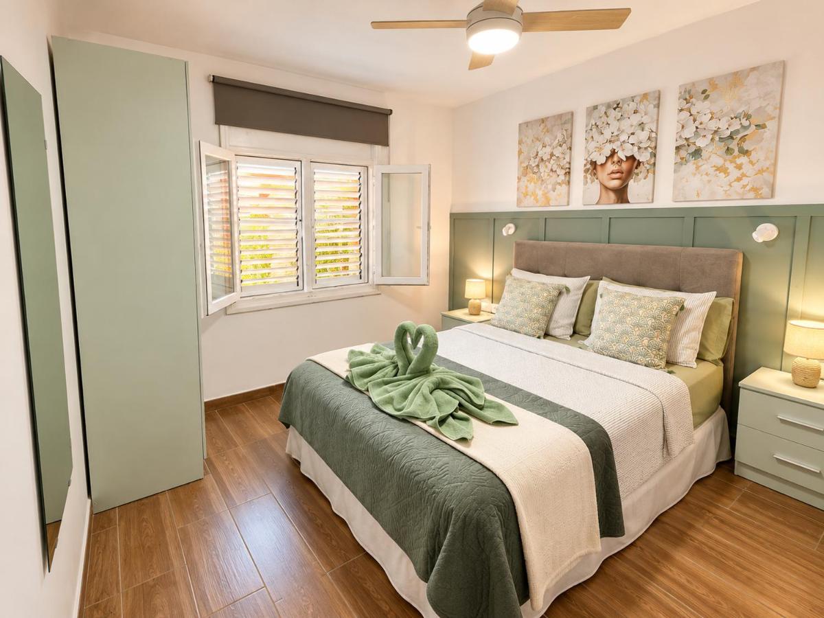 Double Room with Private External Bathroom