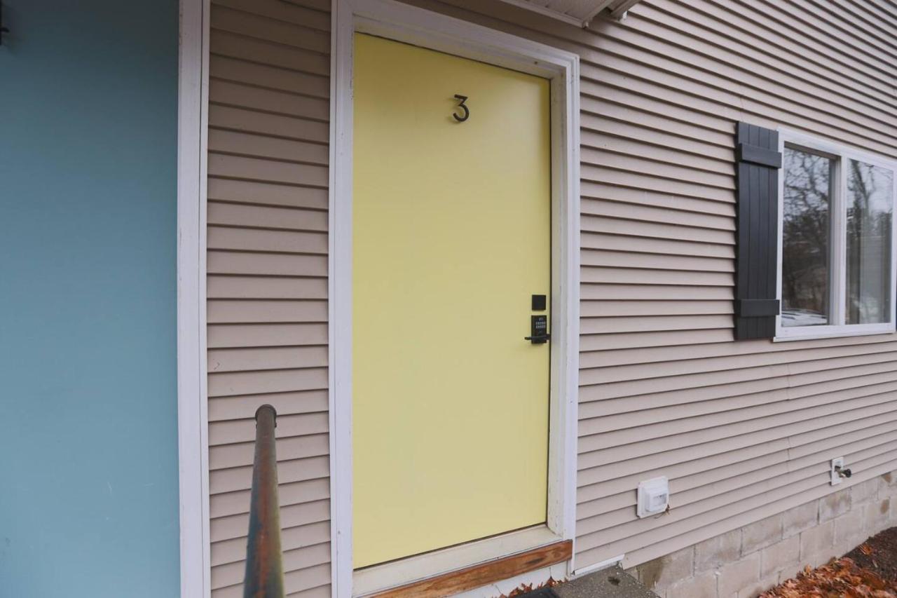 Shoreline Scandi Suite - Townhouse Near Trails - B&B Colchester