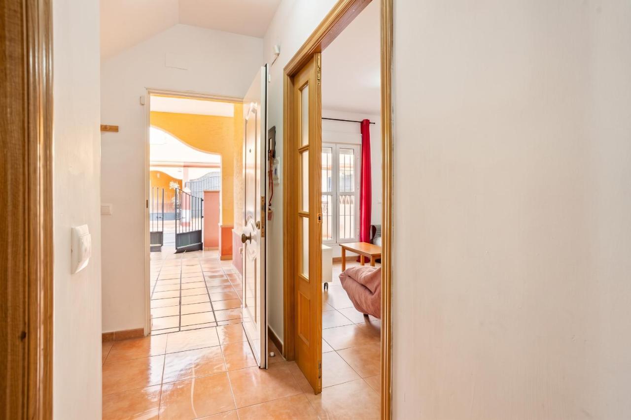 Inviting house in Lepe with shared pool. - Bed and Breakfast Lepe