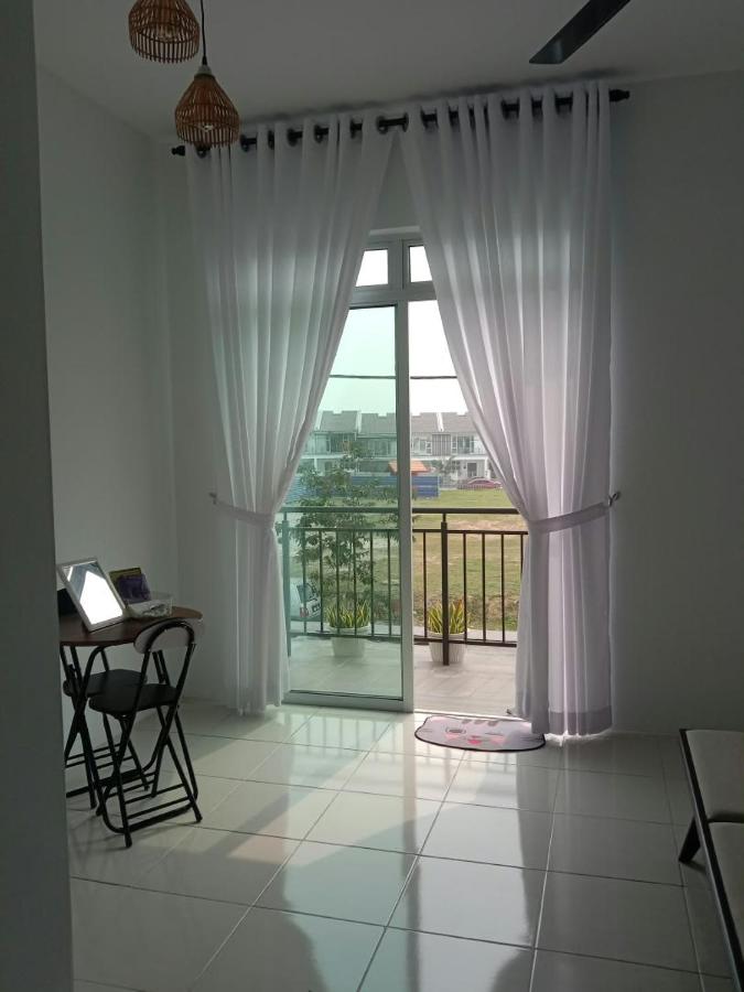 D'Rizal Anita Homestay Jasin - B&B Kampung Bemban