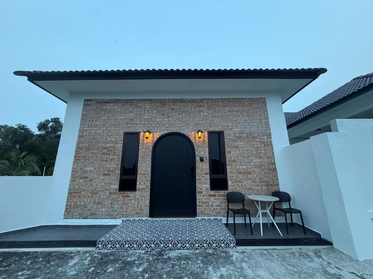 ZYU Roomstay - Ferienwohnung Kampung Baharu Batu Lima