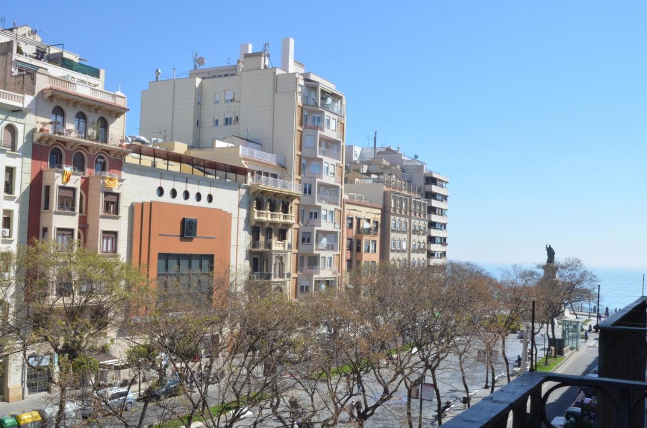 B&B Tarragona - ApartSuits Tarragona Rambla Nova 24 - Bed and Breakfast Tarragona