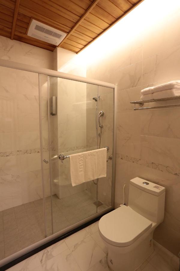 Pet-friendly Standard Twin Room with Terrace 